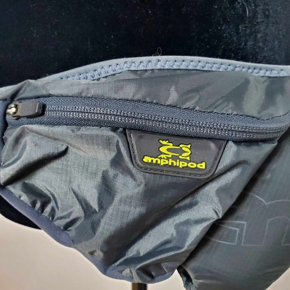 🍋🍋NWOT-Vintage Lululemon Amphipod Running Hydration Belt 16 Oz - Picture 2 of 13